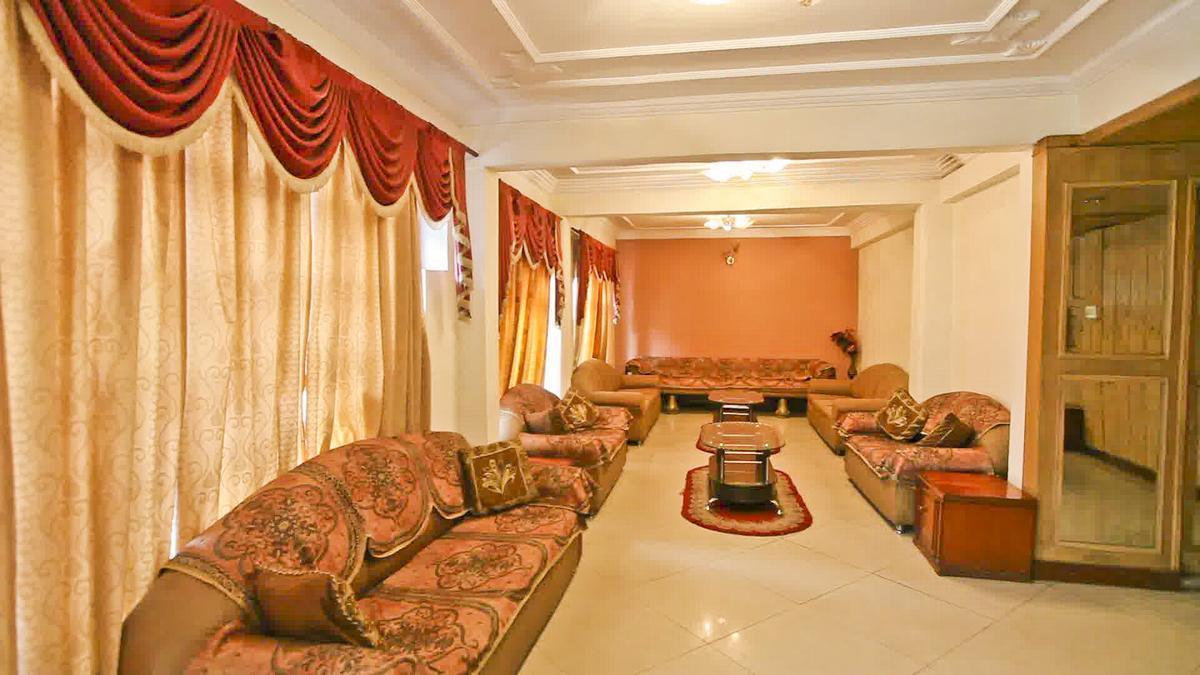 Ankit Palace Manāli Exteriér fotografie